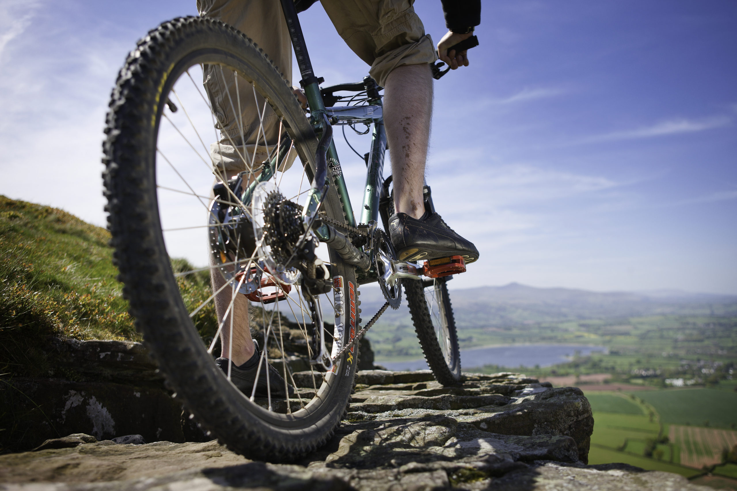 Mountain Biking Mynydd Llangors, Reisen nach Wales