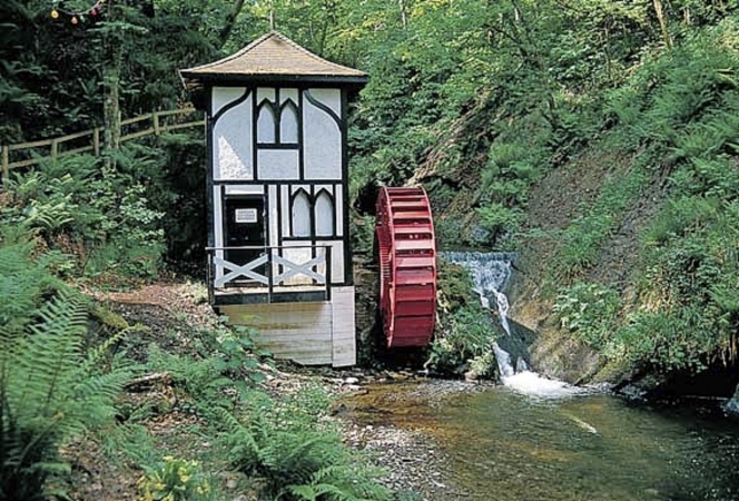 Wasserrad auf der Isle of Man