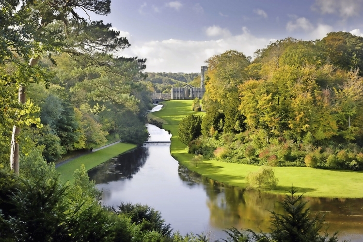 Fountains Abbey Yorkshire