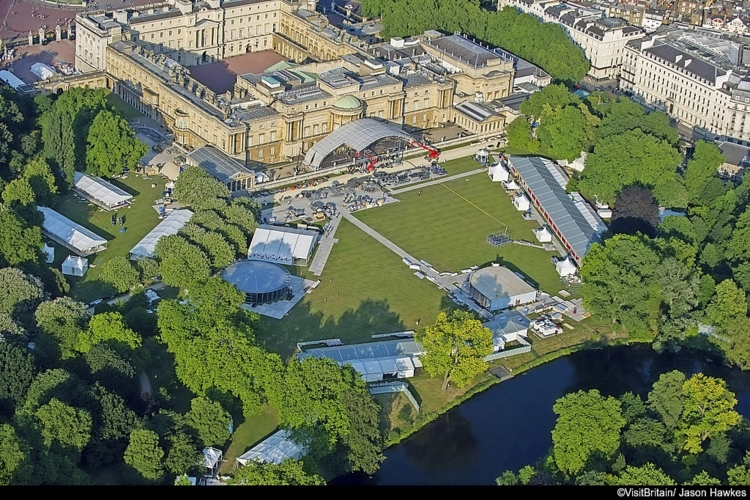 Buckingham Palace London