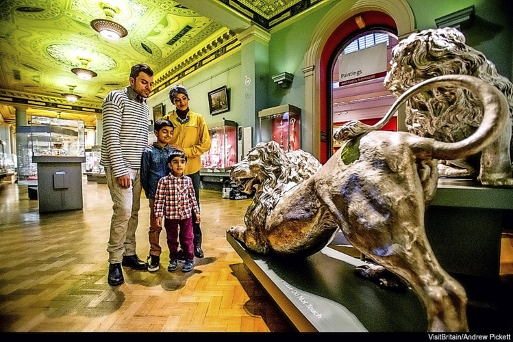 Victoria & Albert Museum