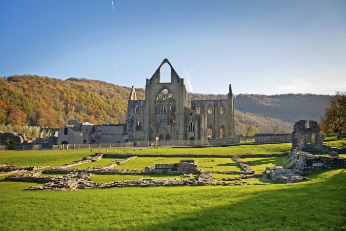 Tintern Abbey nr Chepstow, Wye Valles, Wales