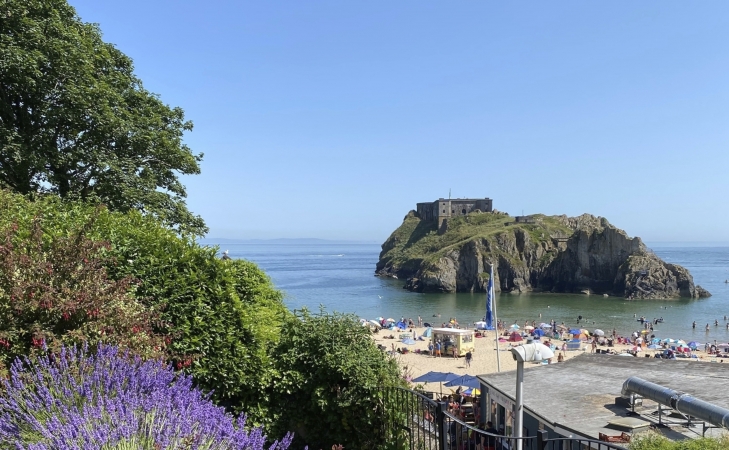 Autoreise Wales Southcoast 350