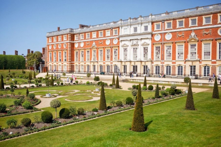 Hampton Court Palace