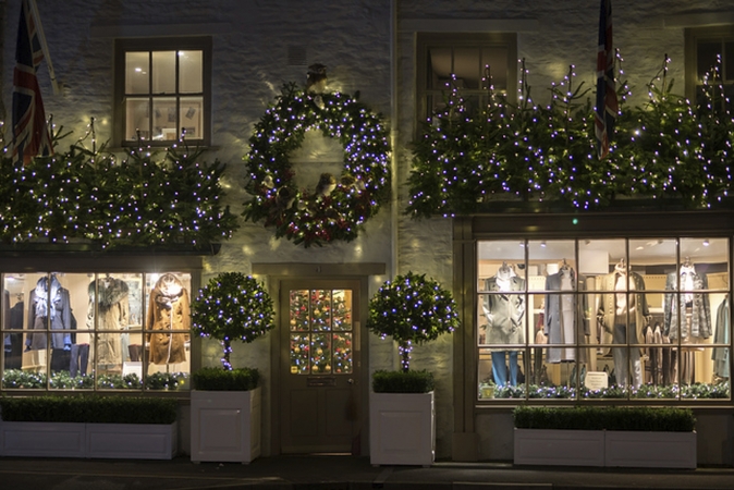 Weihnachtsshopping in den Cotswolds England