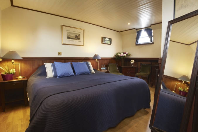 Flusskreuzfahrt auf der Themse in England